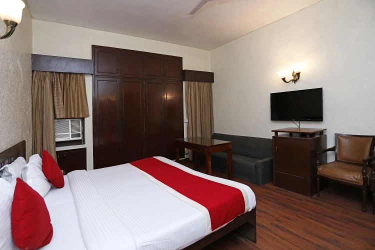 Classic Triple room