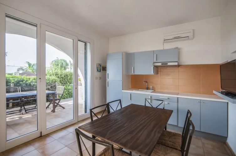 Apartment 2 With Pool And Sea View