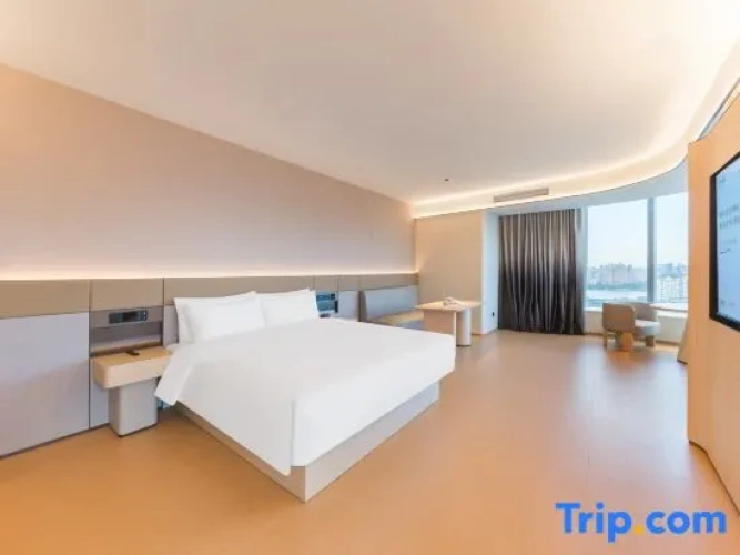 Standard Double room with river view