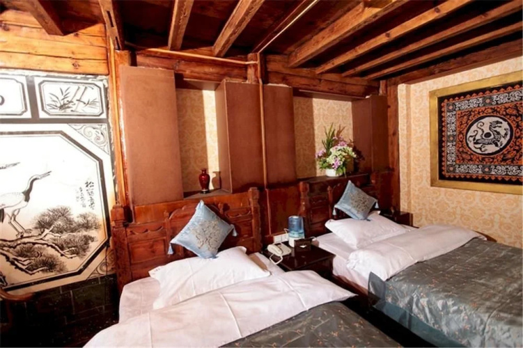 Lijiang Chihe Jingpin Inn