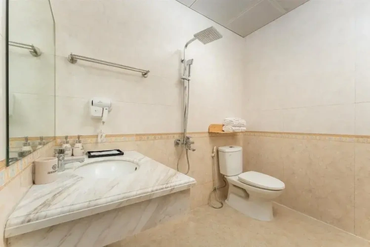 Standard Double room with city view