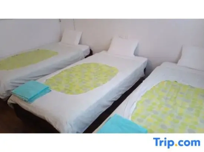Economy Triple room
