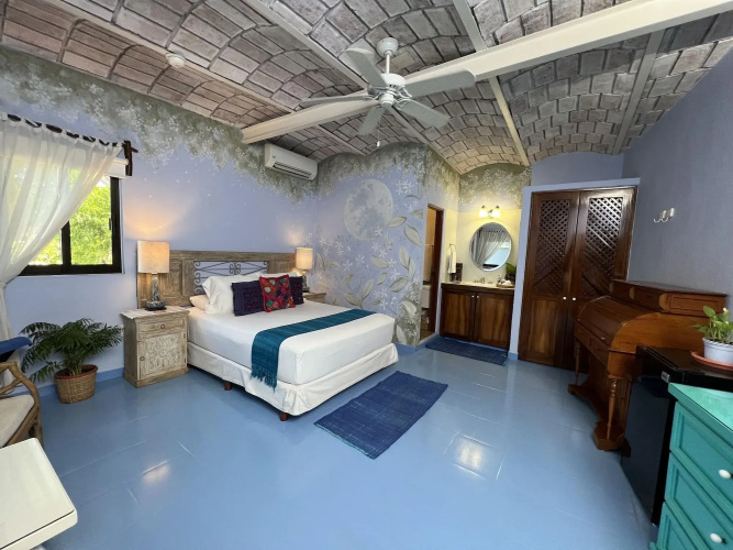 Casa Nawalli: Pickleball Resort & Retreats - Adults Only
