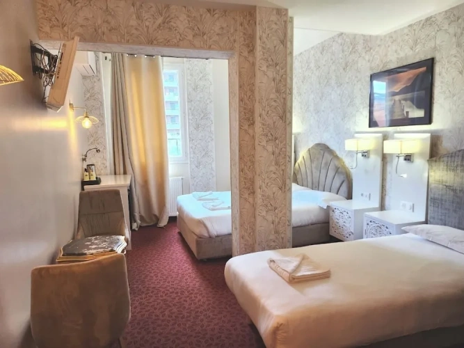 Deluxe Triple room