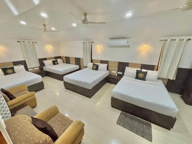Riyavar Luxury Homestay