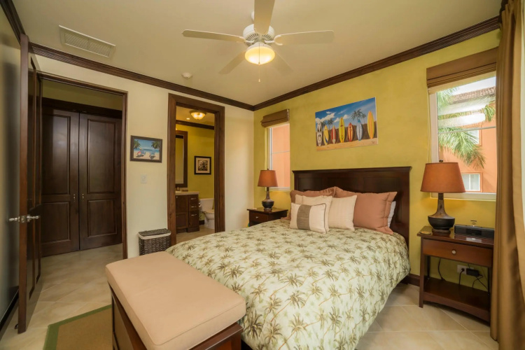 Altavista 5A 3 bdr 3 bath