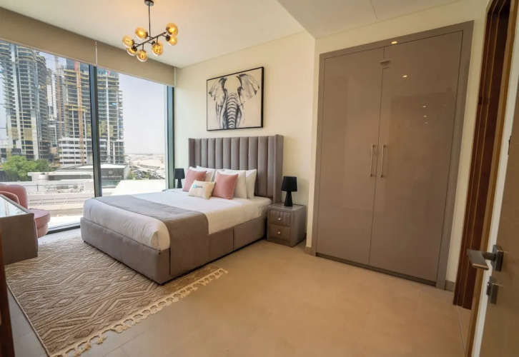 HiGuests - Sobha Waves