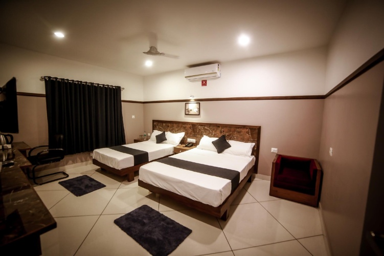 Deluxe Family room