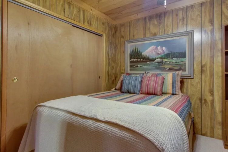 Castle Rock Cabin #2