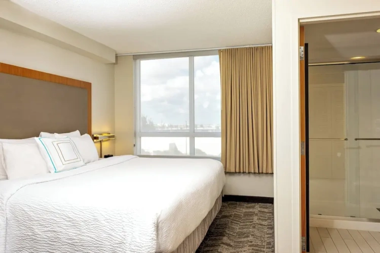 Double Suite with airport view