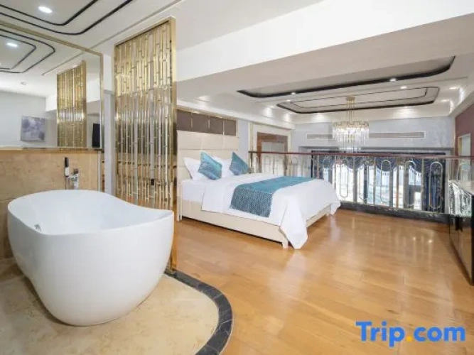 Double Duplex Suite