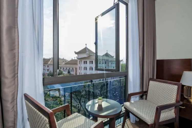 Executive Double room with city view