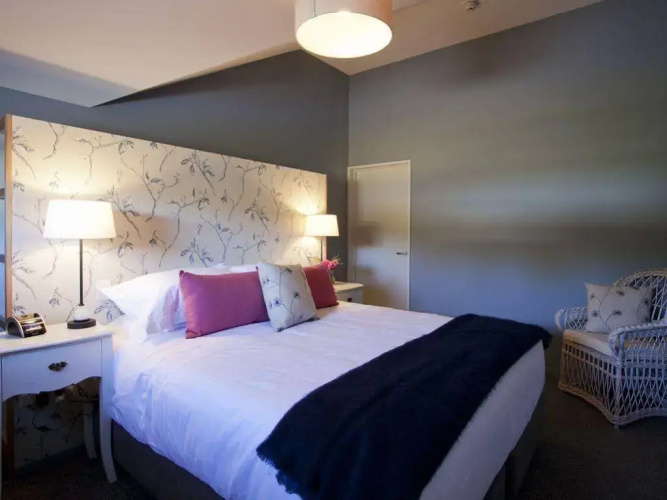 Pitches Store Accommodation
