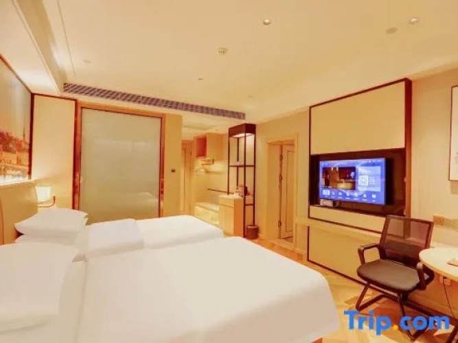 Deluxe Quadruple Suite