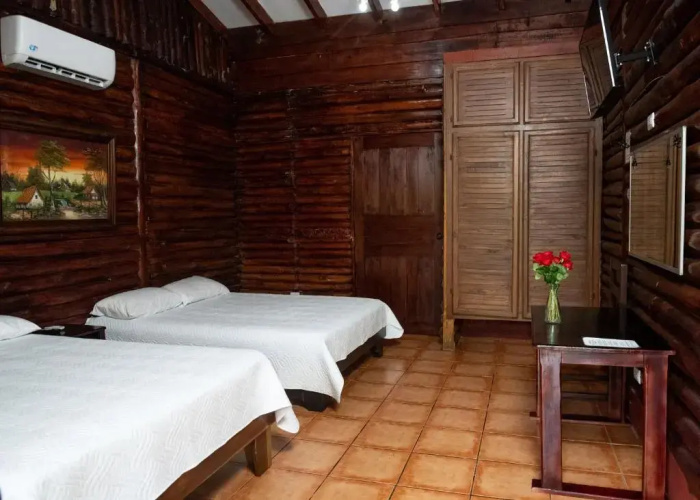 Sun Sun Lodge
