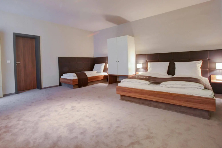 RiKu HOTEL Neu-Ulm