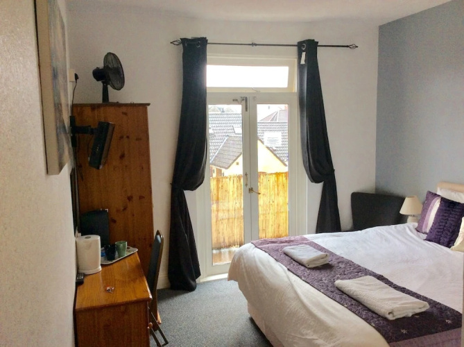 Avonside Guest House