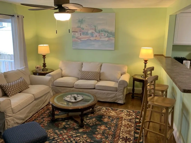 3 Bedrooms Bungalow