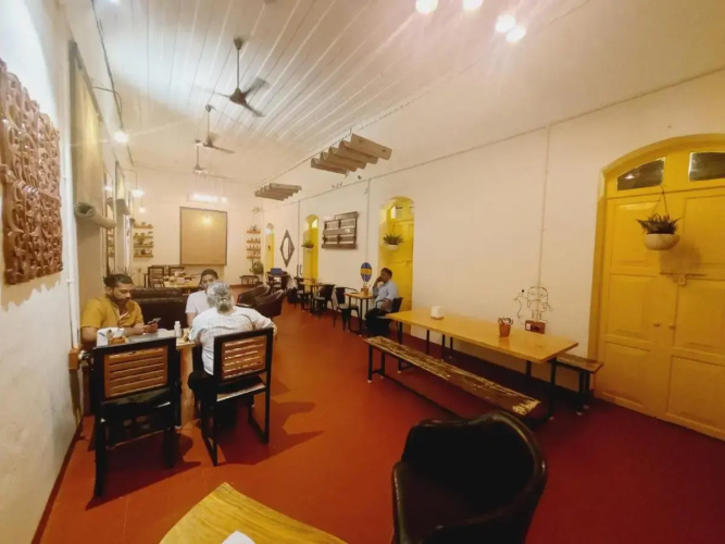 Jambul Cafe & Stay