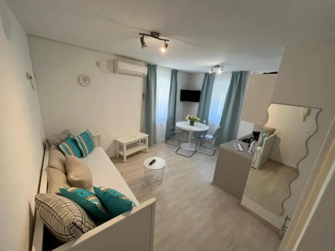 Apartment with balcony