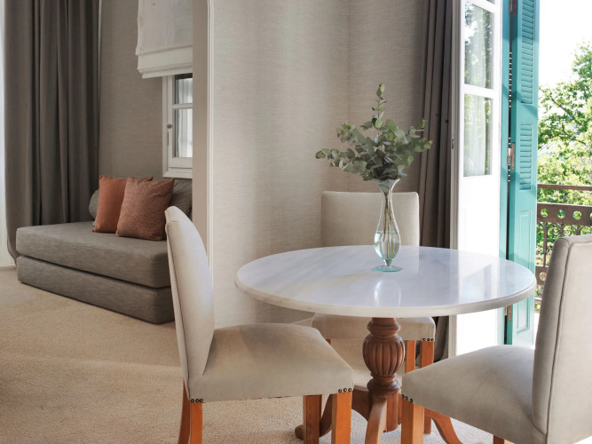 Kefalari Suites