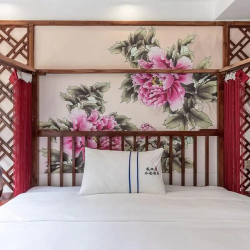 Easy Stay River View Hotel