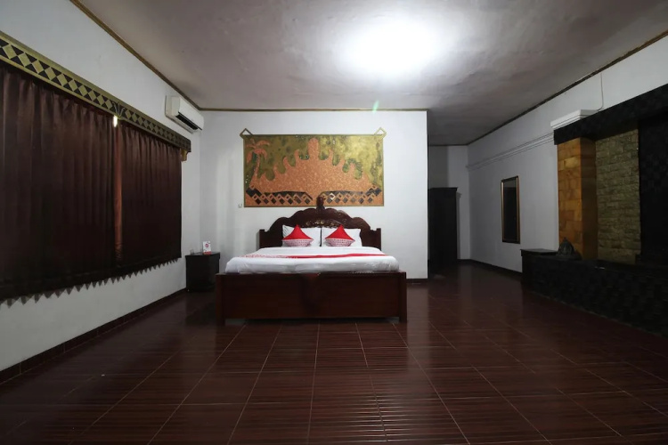 OYO 2222 Hotel Lee