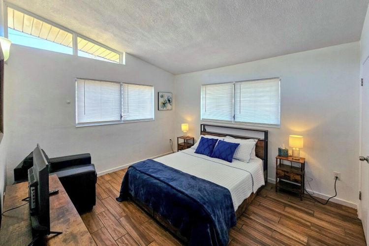 2 Mi to Cocoa Riverfront Park: Home w/ Patio!