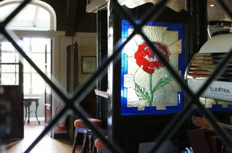 Wild Honey Inn