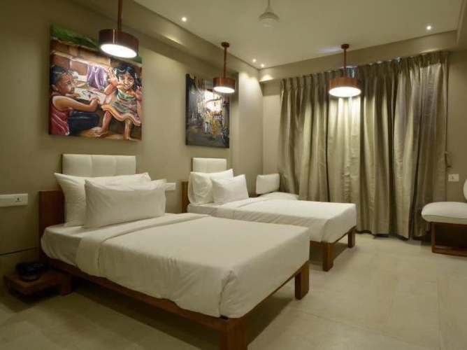 Standard Twin room