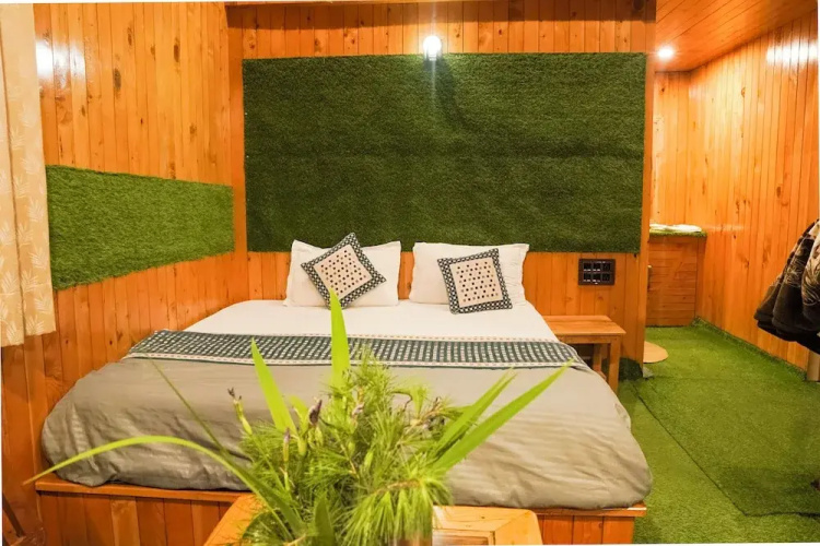 WOW Treehouse & Cottages