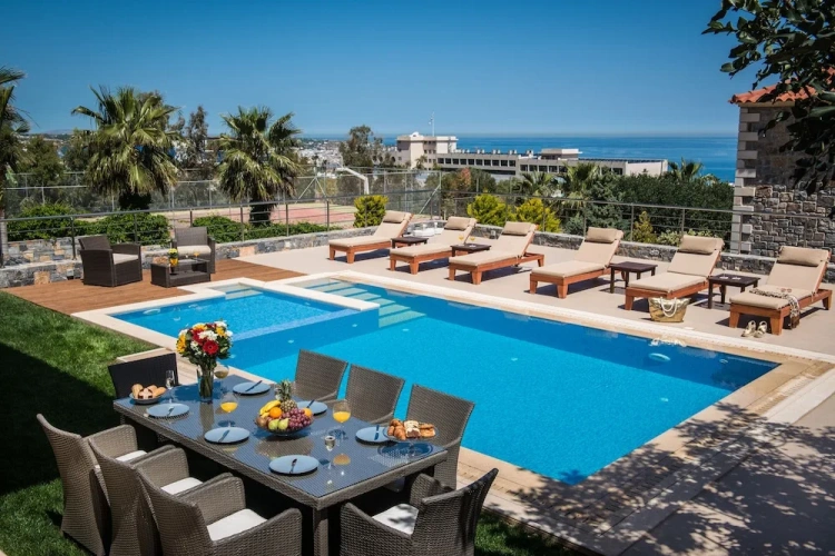 3 Bedrooms Villa with sea view
