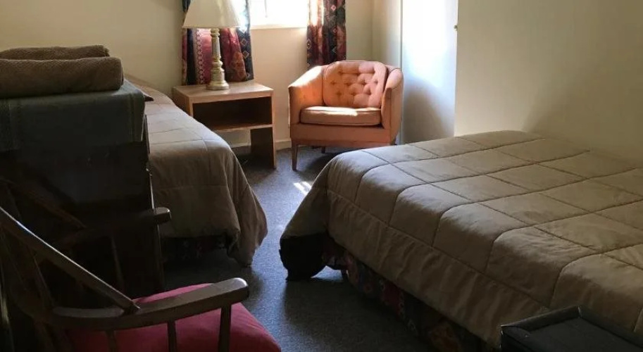 Lake Trail Guesthouse