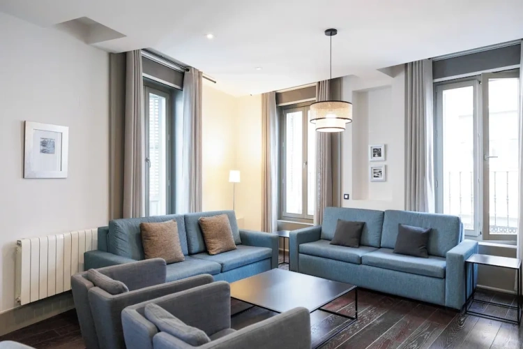 2 Bedrooms Deluxe Apartment with city view
