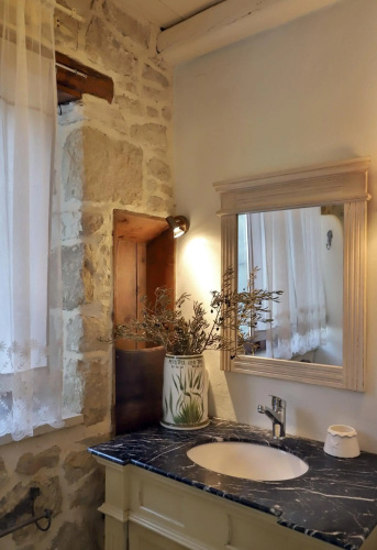 Petite Olive House