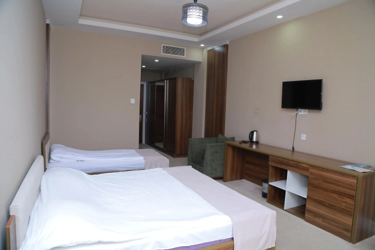 Double Suite