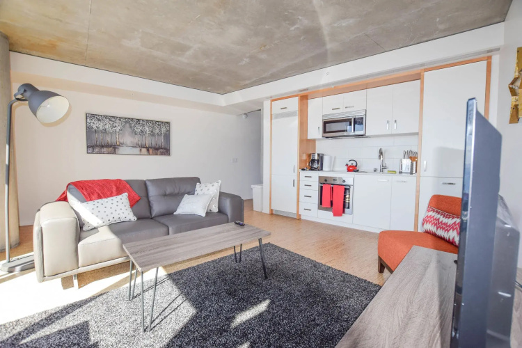 Space Needle Suites by Luxe Hubs