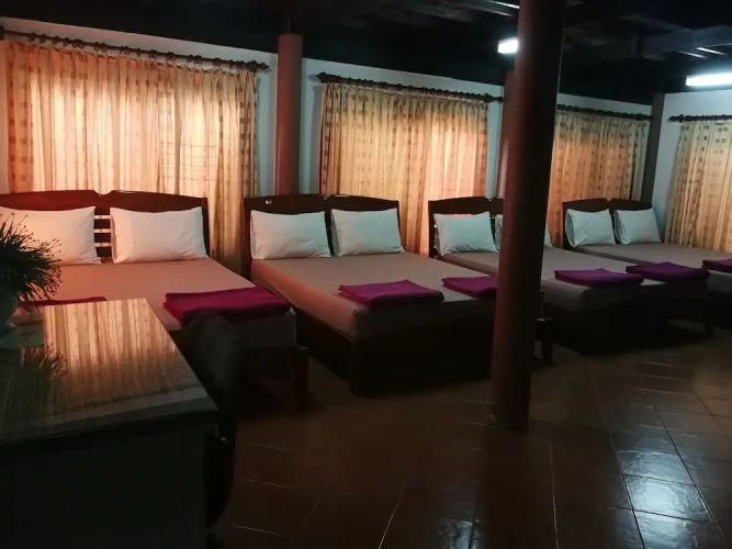Kumkhumsriwangchai Amphawa
