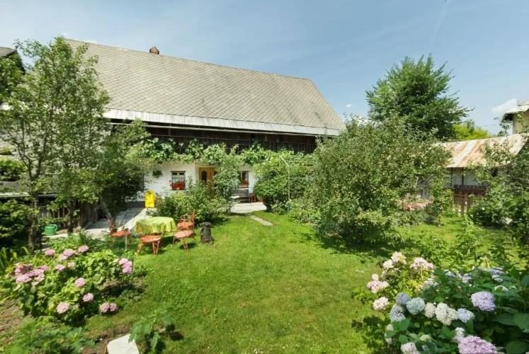 Double Cottage
