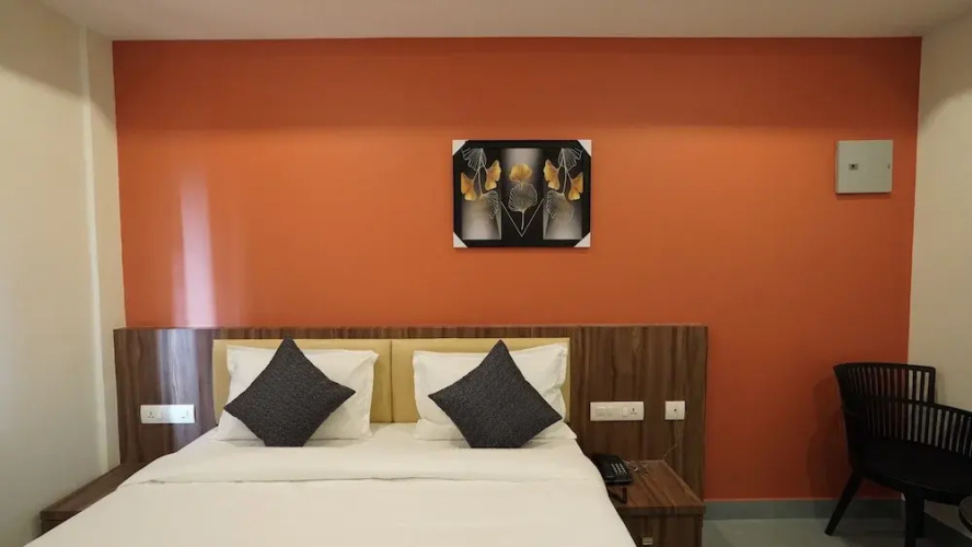 Hotel Hive Inn