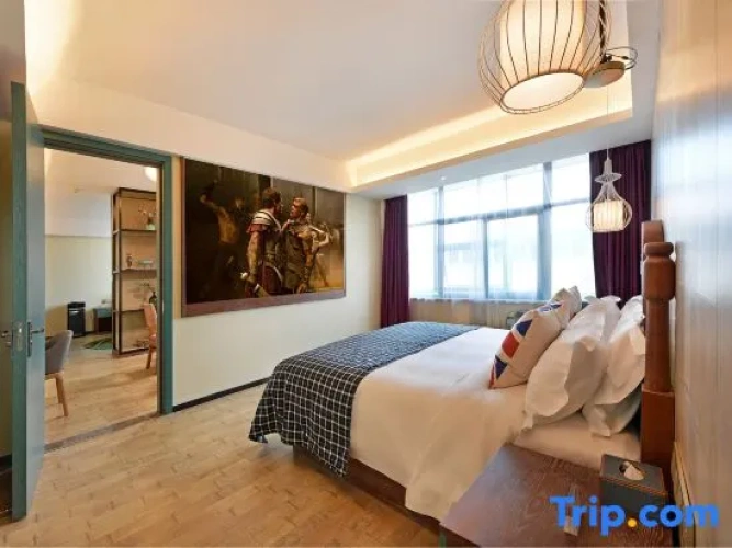 Deluxe Family Suite