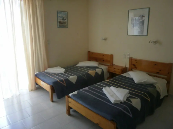Polyxenis Rooms