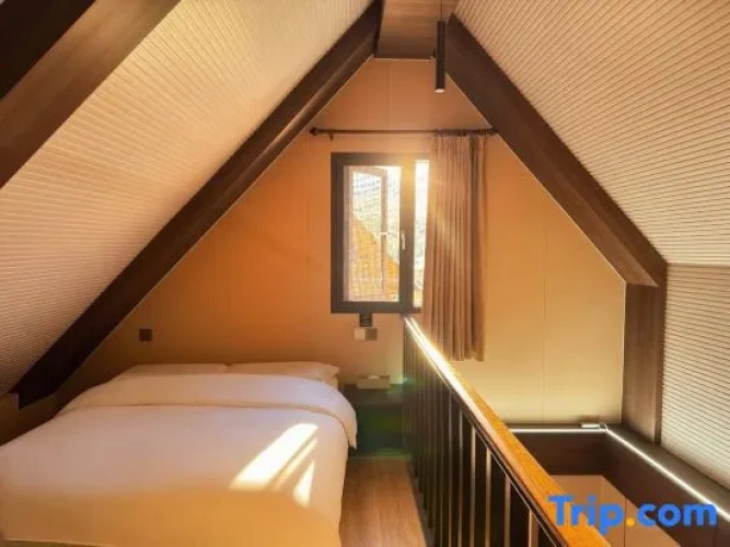 Twin Apartment