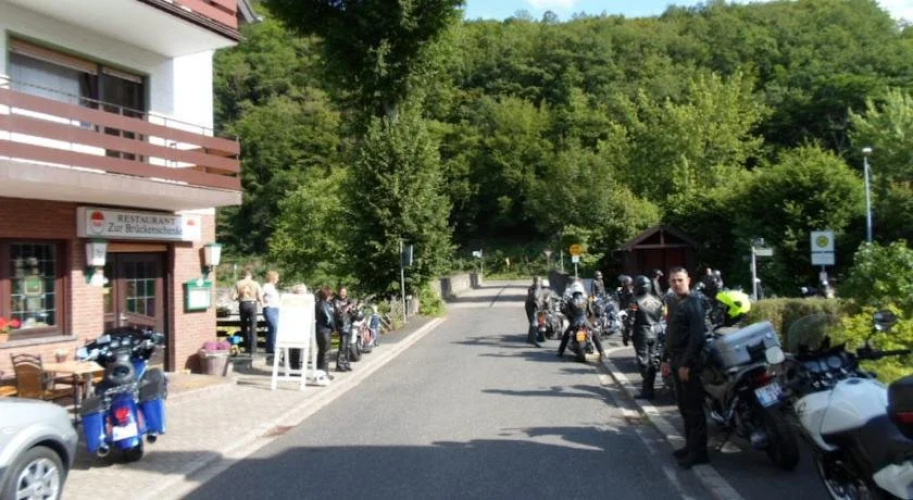 Bed&Breakfast Eifelpension Brückenschenke