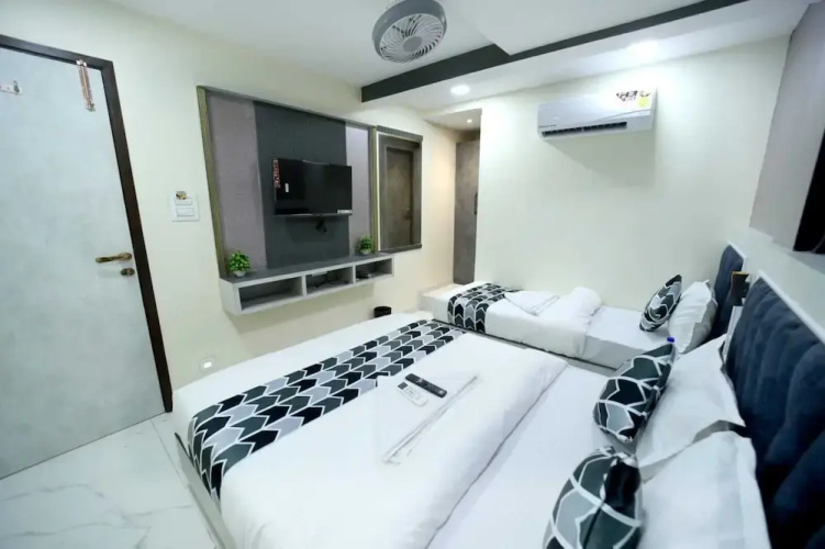 N.M. Hotel