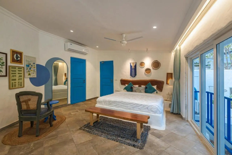 Saffronstays Kairos Zeus