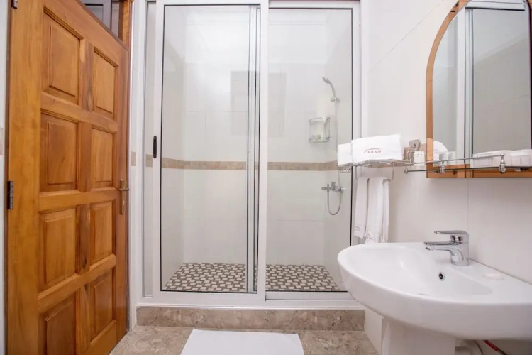 3 Bedrooms Apartment with balcony