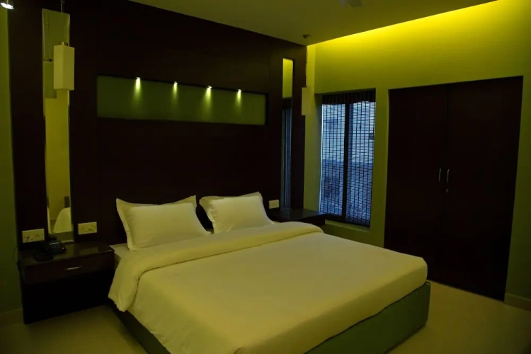 Club Suite with balcony