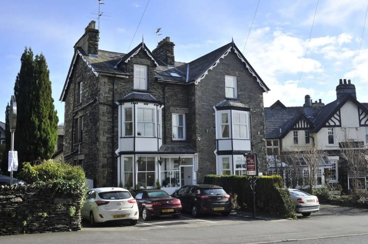 St John's Lodge (incl off-site health club)