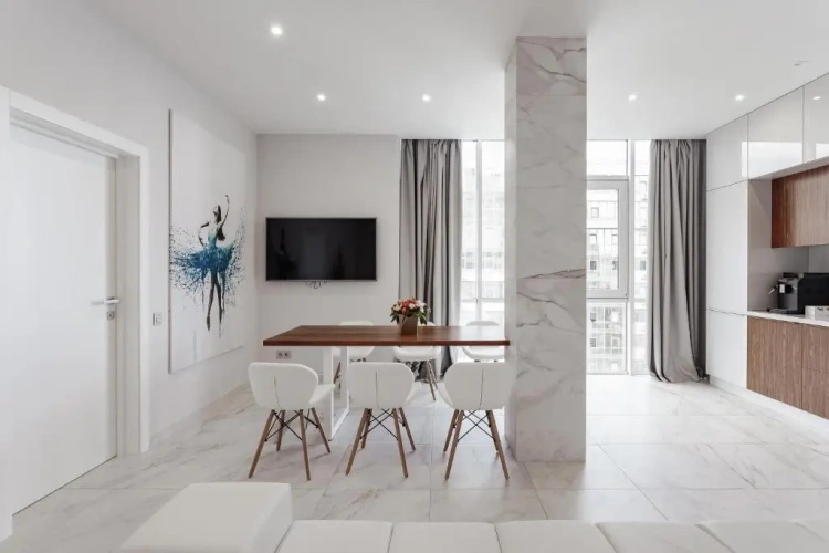 2 Bedrooms Apartment